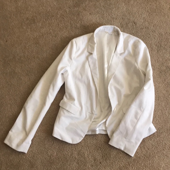 Blazer - Picture 1 of 4